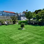 Porto Nova Vivenda Em *