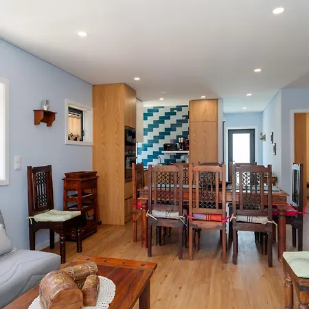 Porto Nova Vivenda Em *