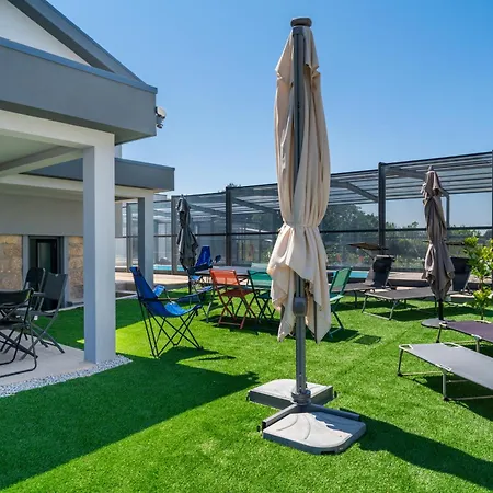 Porto Nova Vivenda Em Holiday home *